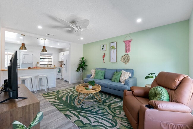 103 A St in St. Augustine, FL - Building Photo - Building Photo