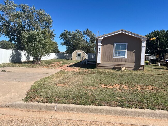 3405 Cesar Chavez Dr in Clovis, NM - Building Photo - Building Photo