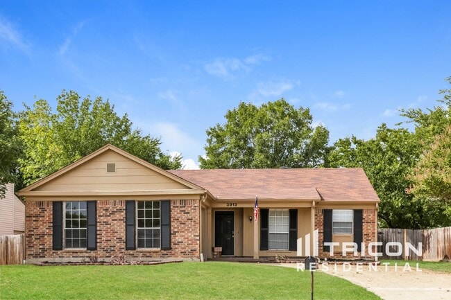 3913 Manzinita St