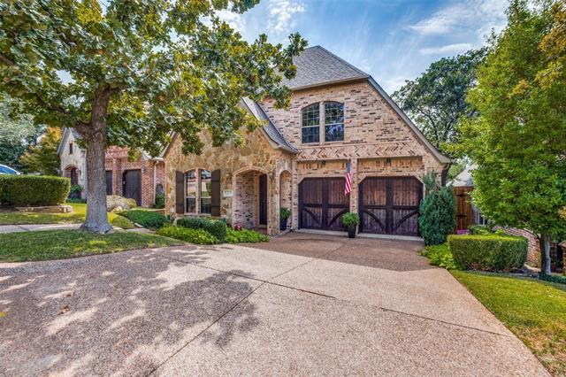 property at 21 Jamie Ct