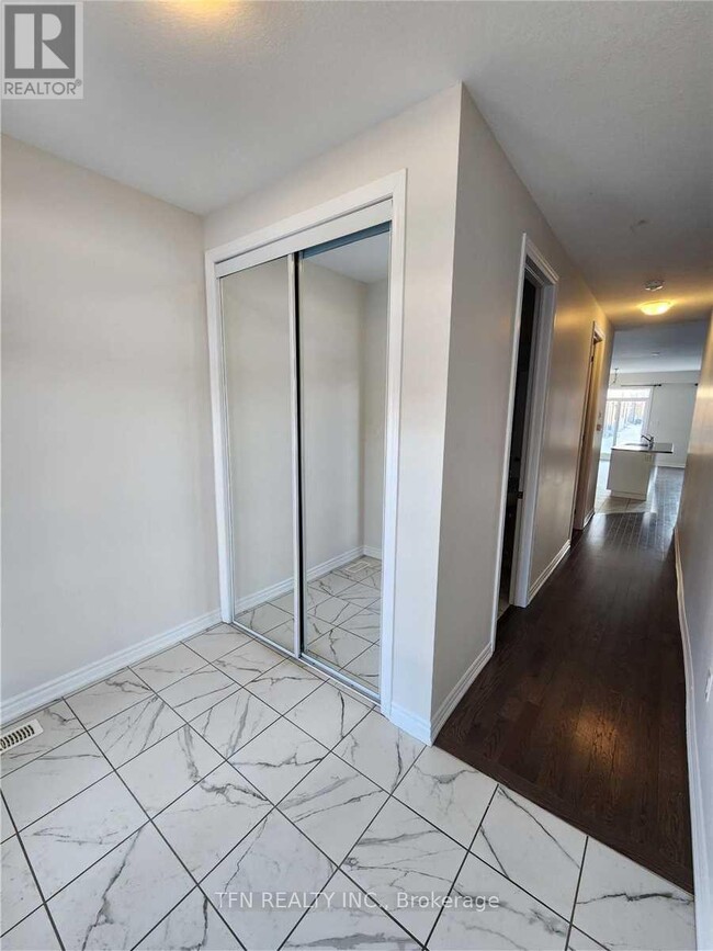 97 Rainbow Dr in Haldimand, ON - Building Photo - Building Photo