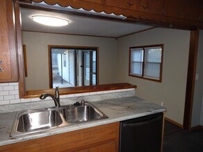 6539 Kerman Dr in Park City, KS - Building Photo - Building Photo