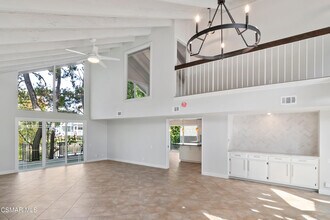 1433 Eastwind Cir in Westlake Village, CA - Building Photo - Building Photo