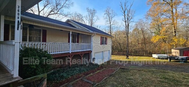 3608 Cowboy Ln in Charlotte, NC - Building Photo - Building Photo