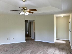 164 Lonnie Bryant Rd in Cochran, GA - Building Photo - Building Photo