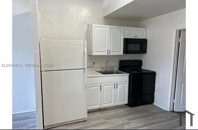 property at 2205 Roosevelt St