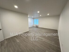 498 East Fort Union Blvd in Midvale, UT - Building Photo - Building Photo