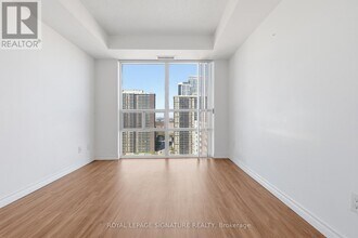 5 Michael Power Pl in Toronto, ON - Building Photo - Building Photo