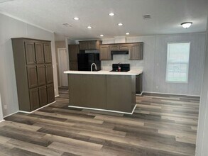 4810 Valda Ln in Tampa, FL - Building Photo - Building Photo