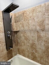 402 W Walnut Ln-Unit -3 in Philadelphia, PA - Building Photo - Building Photo