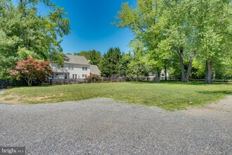 750 S 20th St in Purcellville, VA - Foto de edificio - Building Photo