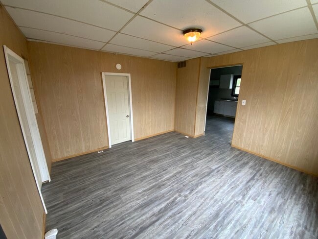 9 Oregon Ave in Danville, IL - Building Photo - Building Photo