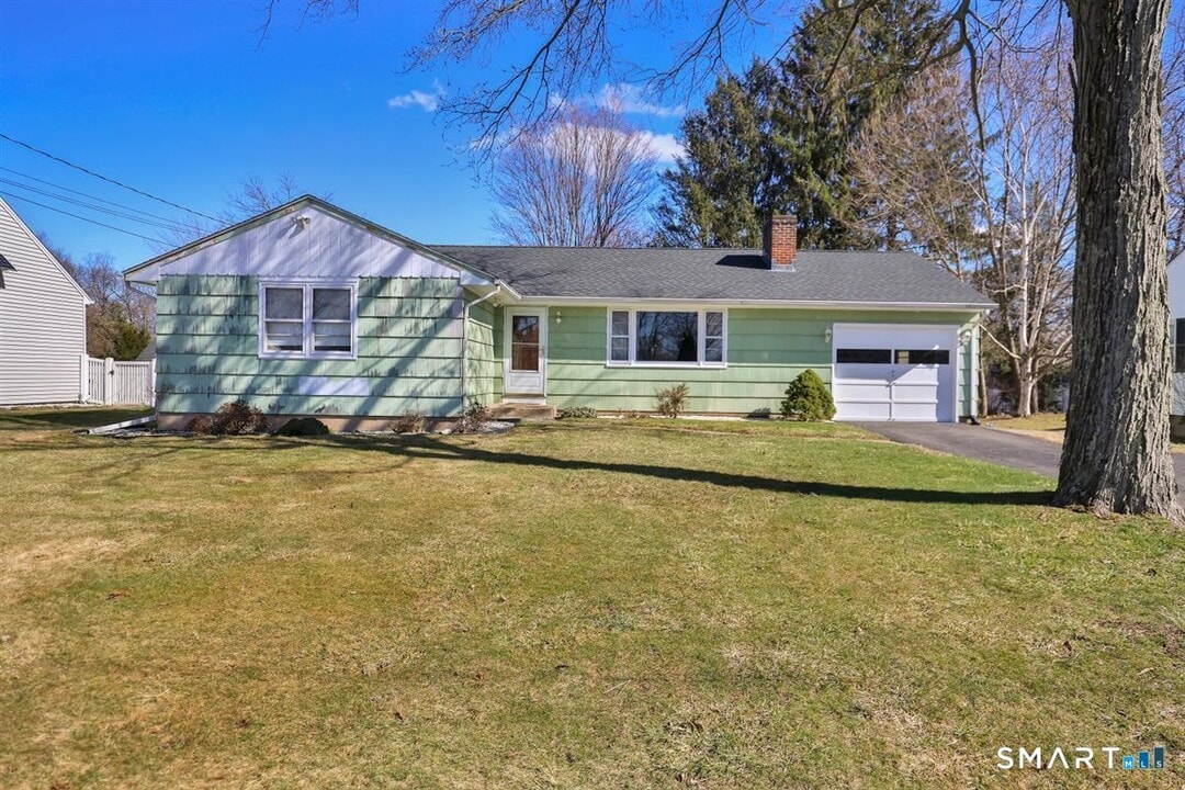 57 Alanby Dr in Meriden, CT - Building Photo