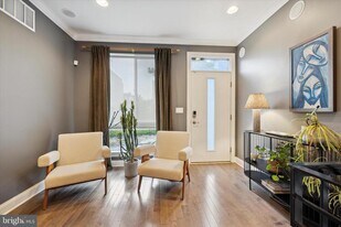 2137 N Darien St in Philadelphia, PA - Building Photo