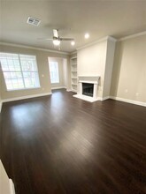 5443 Caruth Haven Ln in Dallas, TX - Building Photo - Building Photo