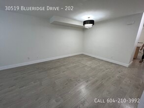 30519 Blueridge Dr in Abbotsford, BC - Building Photo - Building Photo