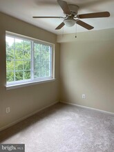 1523 Colonial Dr-Unit -202 in Woodbridge, VA - Foto de edificio - Building Photo