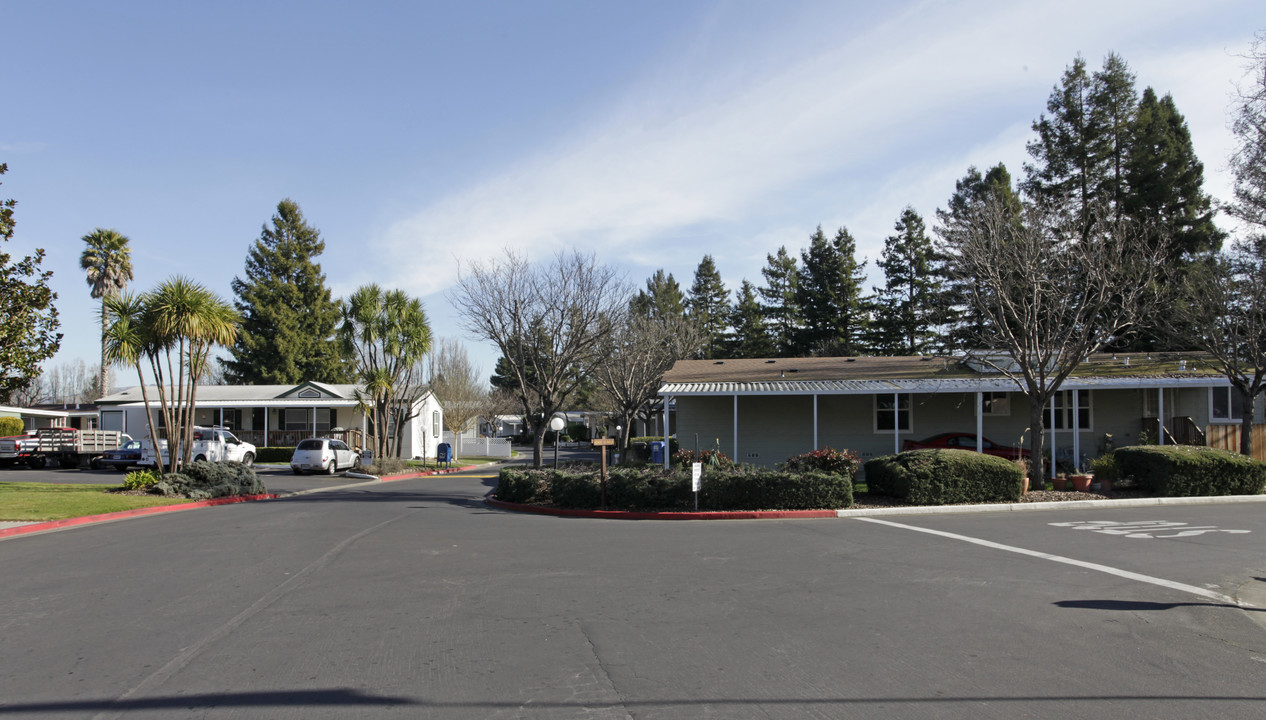 Rancho Verde in Rohnert Park, CA - Building Photo