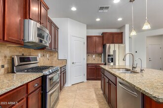 26727 N 14th Ln in Phoenix, AZ - Building Photo - Building Photo