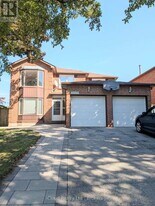 3669 Baird Ct in Mississauga, ON - Building Photo