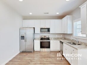 917 Stokewood Pl in Spring Hill, TN - Building Photo - Building Photo