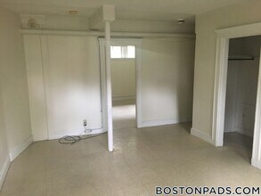 88 Maple St in Malden, MA - Building Photo - Building Photo