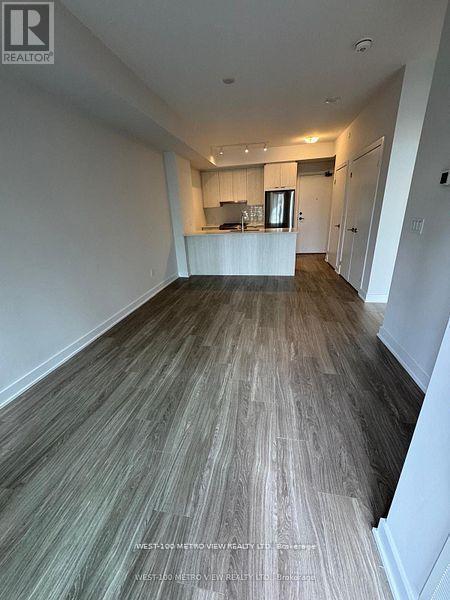 430 Square One Dr in Mississauga, ON - Building Photo - Building Photo