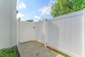4009 E Bird St in Tampa, FL - Building Photo - Building Photo