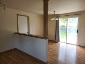 3370 Westminster Dr SE in Port Orchard, WA - Building Photo - Building Photo