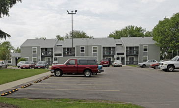 Jefferson Oaks West in Jefferson, WI - Foto de edificio - Building Photo