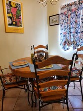 332 Vista Del Angel SW in Albuquerque, NM - Foto de edificio - Building Photo