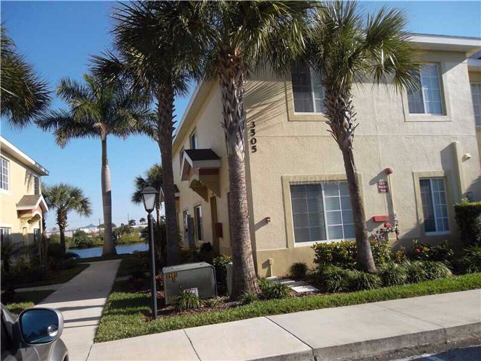 3505 45th Terrace W in Bradenton, FL - Building Photo