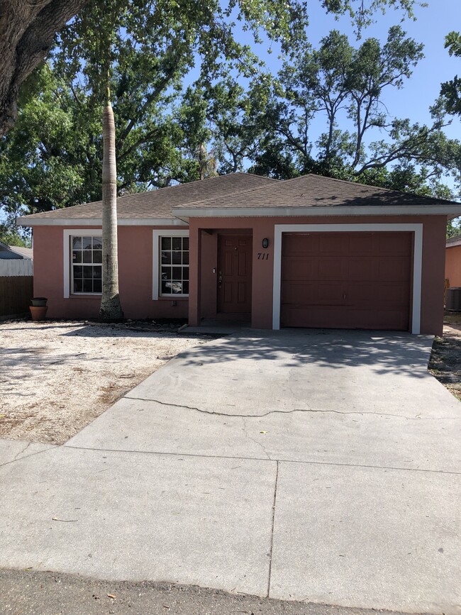 property at 711 26th Ave W