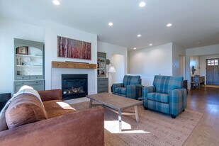 253 Bald Eagle Dr in Victor, ID - Building Photo