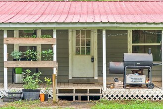 110 Little Fork Rd in Cumberland City, TN - Building Photo - Building Photo