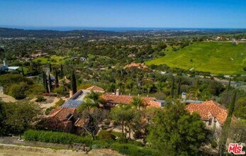 3756 Foothill Rd in Santa Barbara, CA - Building Photo - Building Photo