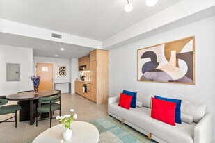 11 NE 6th St, Unit SI FL10-ID1499078P in Miami, FL - Building Photo