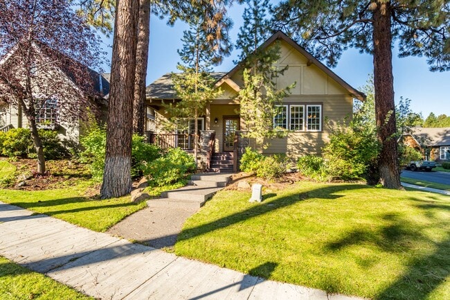 property at 19415 S W Laurelhurst Way