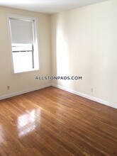 1137 Commonwealth Ave in Boston, MA - Building Photo - Building Photo