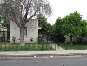 5749-5753 1/2 Fair Ave. in North Hollywood, CA - Building Photo - Building Photo