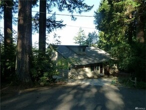 330 E Libby Rd in Shelton, WA - Building Photo - Building Photo