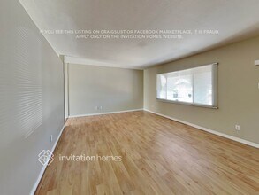 3265 W Country Gables Dr in Phoenix, AZ - Building Photo - Building Photo