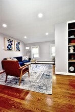 150 Maple St in Framingham, MA - Building Photo - Building Photo