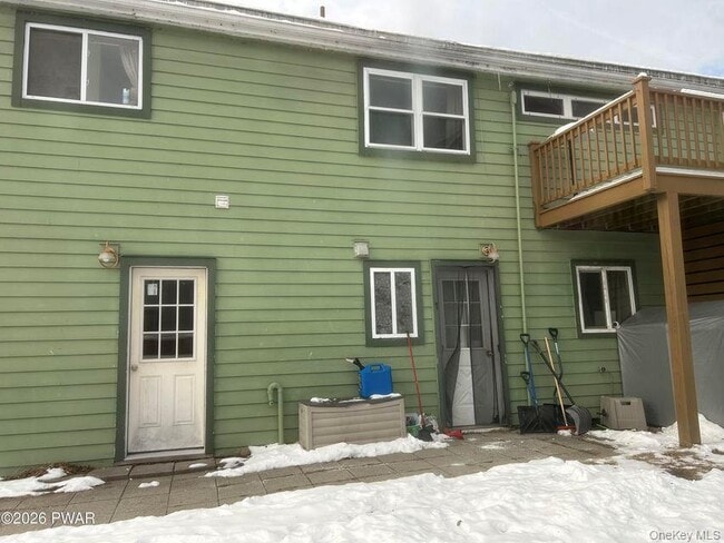 100 Richardson Ave in Shohola, PA - Building Photo - Building Photo