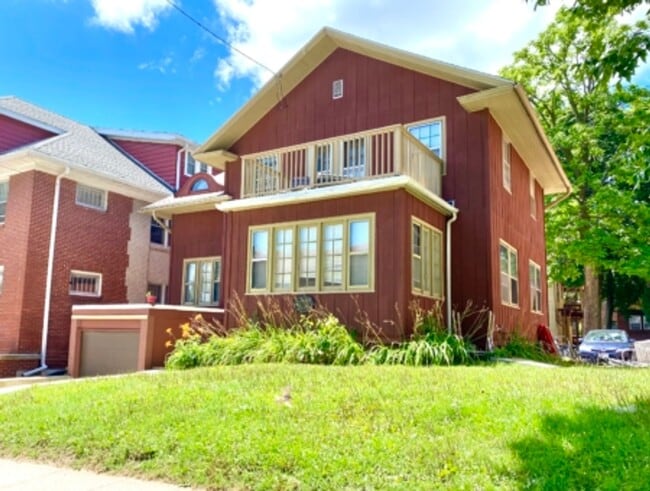 property at 42 N Breese Terrace