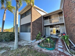 1400 Gandy Blvd N in St. Petersburg, FL - Building Photo - Building Photo