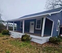 1701 58th St in Valley, AL - Building Photo