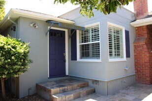 709 N Claremont St in San Mateo, CA - Building Photo