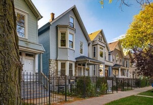 1922 N Whipple St in Chicago, IL - Building Photo