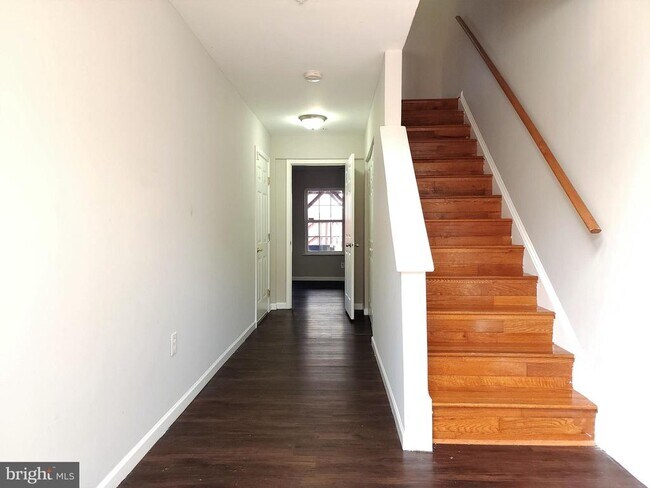 4605 Snowflower Blvd in Oxon Hill, MD - Building Photo - Building Photo